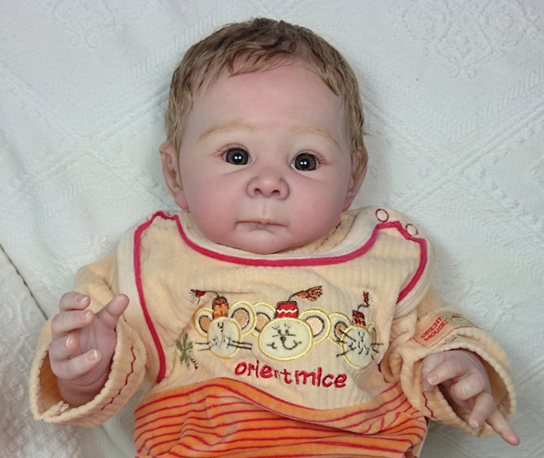 Reborn baby doll - Klik her for store fotos