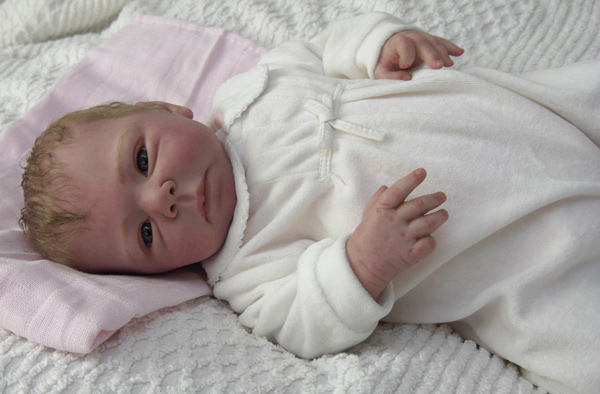 Reborn baby doll - Klik her for store fotos